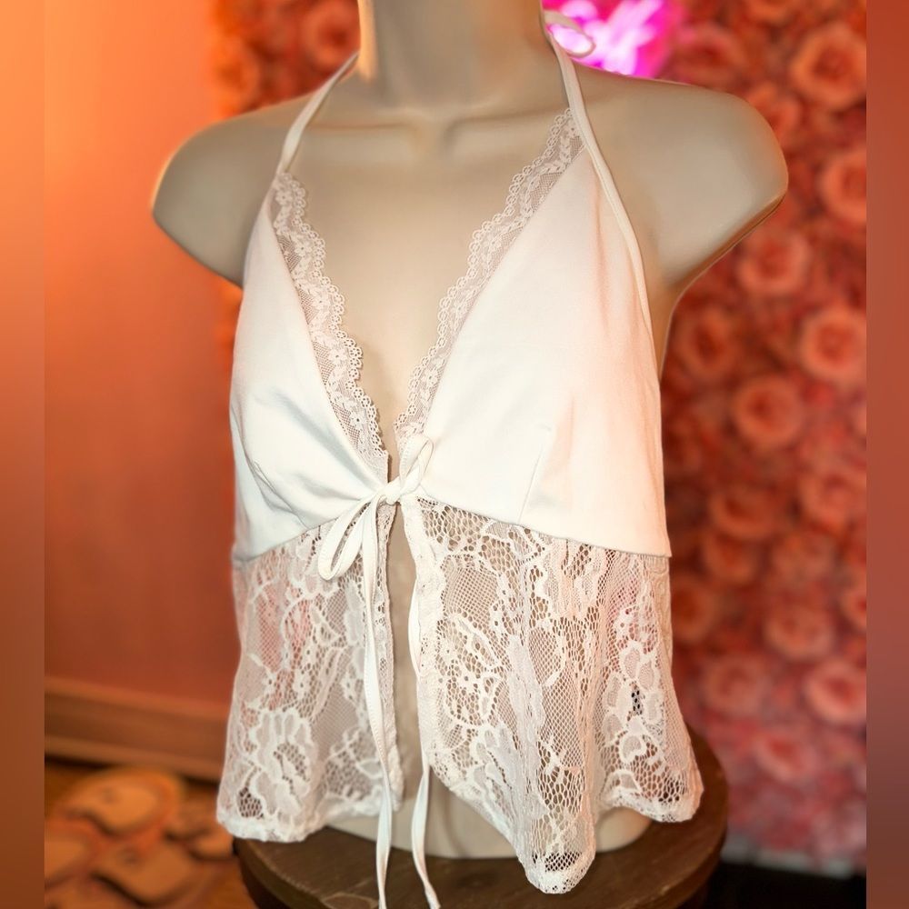 SHEIN (Medium) 🥳 5/$15 🥳 White Lace Tied Crop Top - Picture 1 of 6